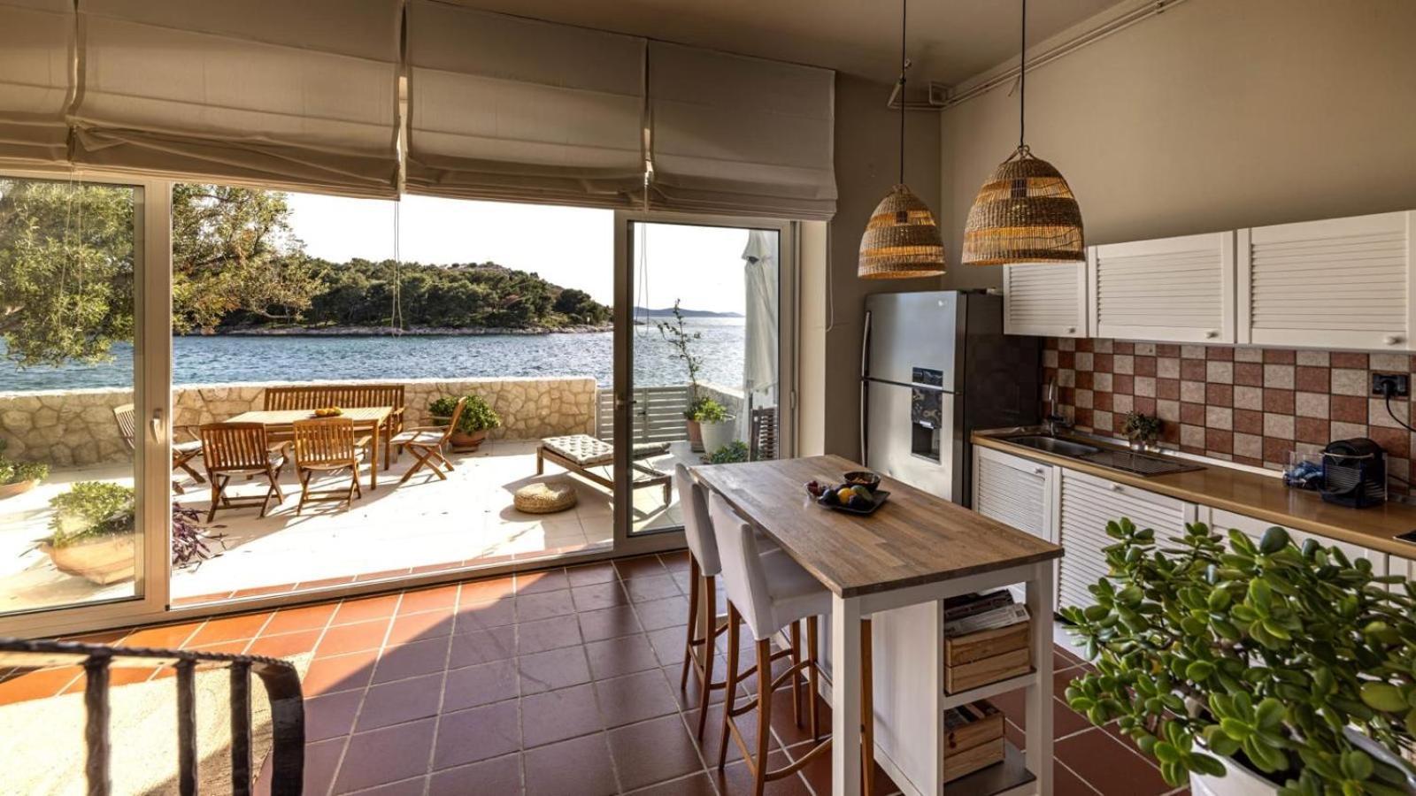 Casa Mano Tribunj With Beach Exterior foto